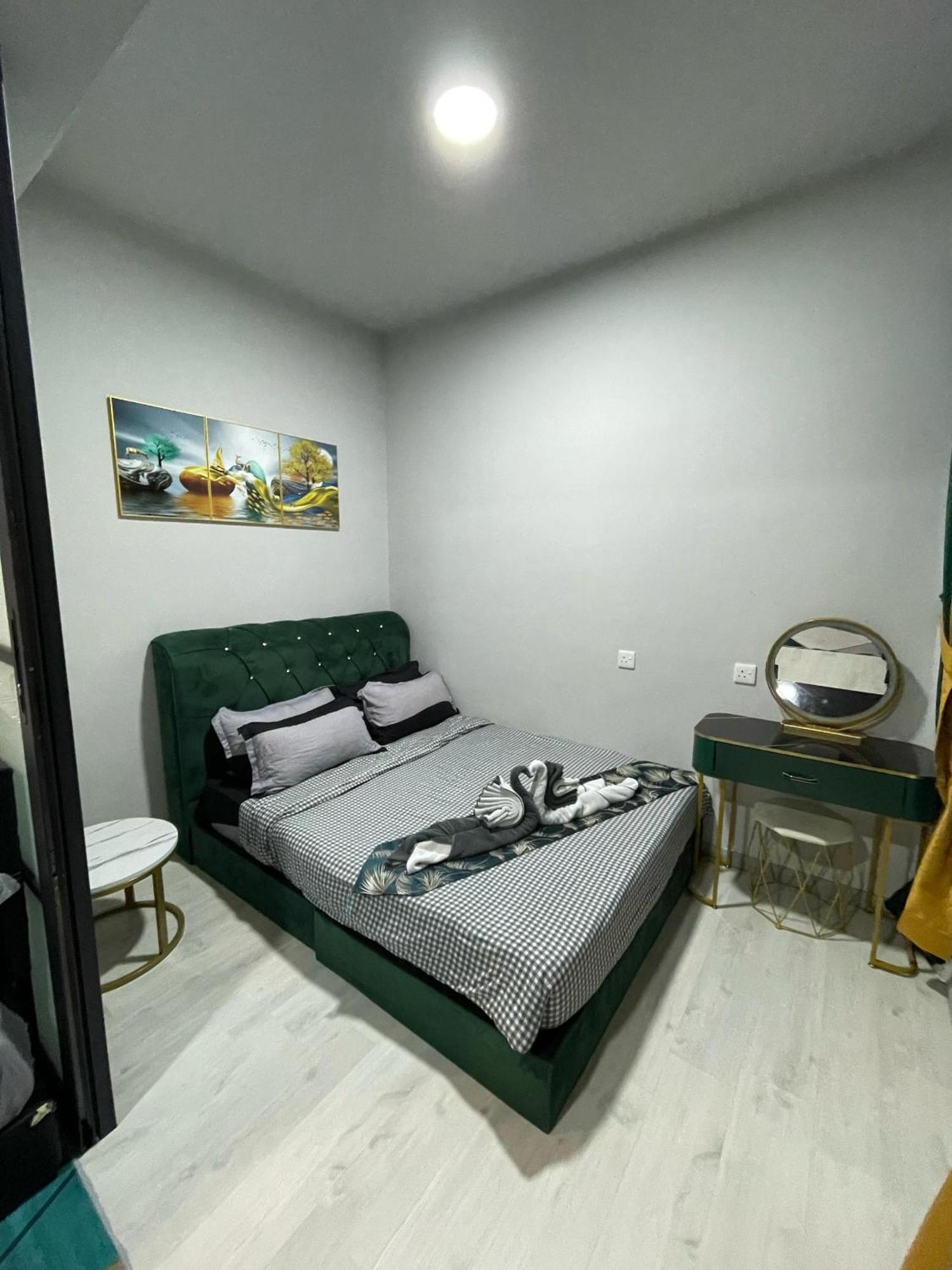 Mlh Designer @ Jesselton Quay Citypads
